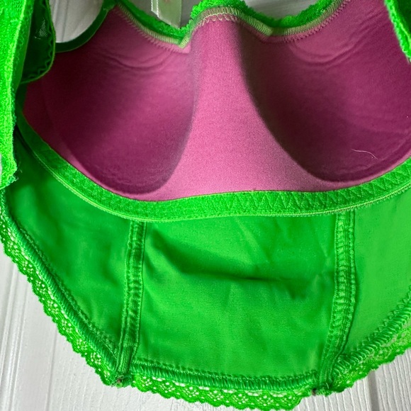 PINK Lace Braπ - Picture 7 of 7